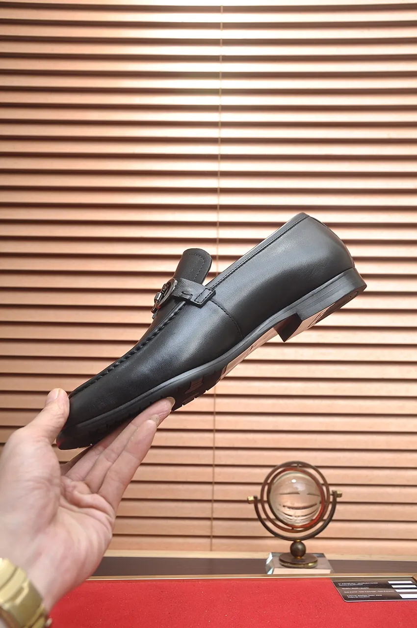 Men's shoes 💰520💶【Ferragamo/Ferragamo】The latest model in the counter. Original imported high-quality cowhide with open sides + imported 🐂 water-dyed cowhide lining + original luxury metal buckle + original combination outsole. No pressure for comparison. 38--45 (45 is custom-made and cannot be returned or exchanged)